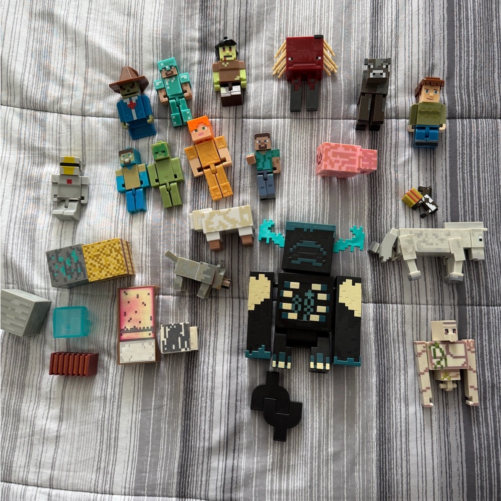 Large Minecraft collection. - Multicolor
